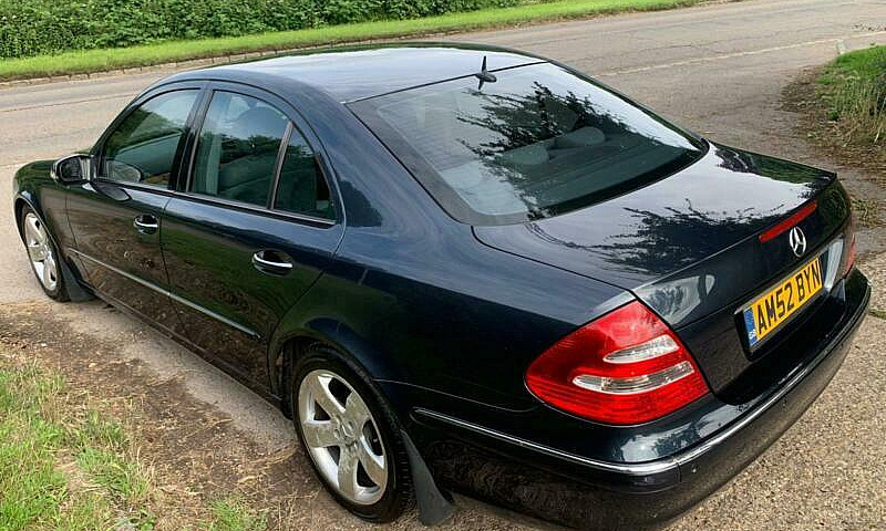 2002 Mercedes Benz E...