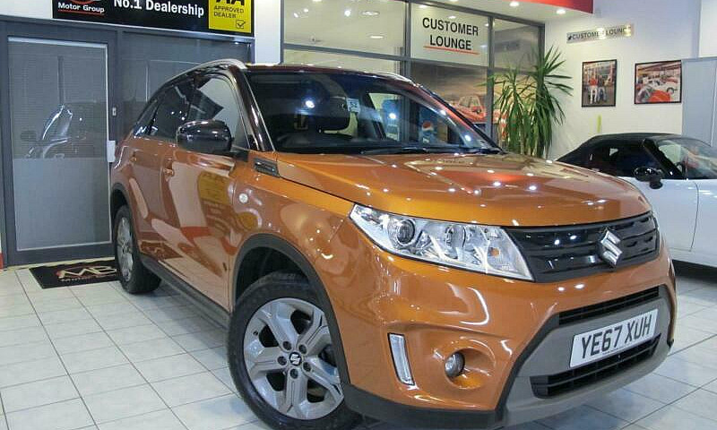 2017 Suzuki Vitara 1...