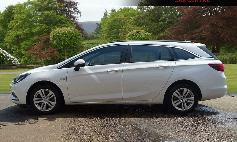 2017 Vauxhall Astra ...