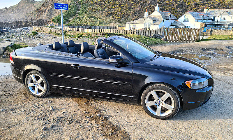 Volvo C70...