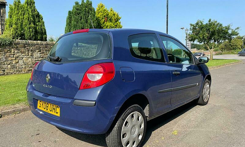 Renault Clio 1.2 16V...