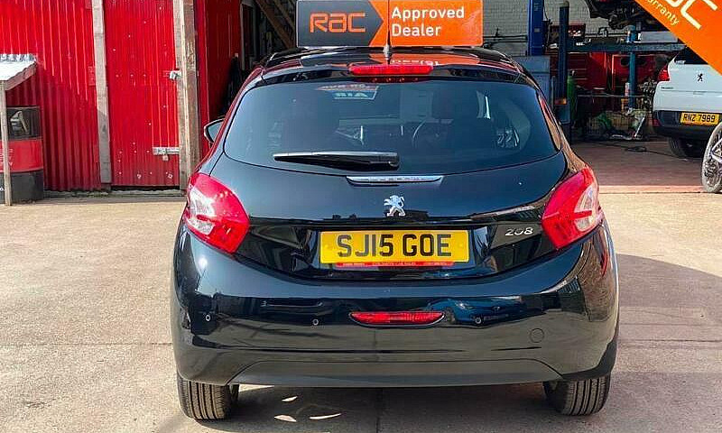 2015 Peugeot 208 1.2...