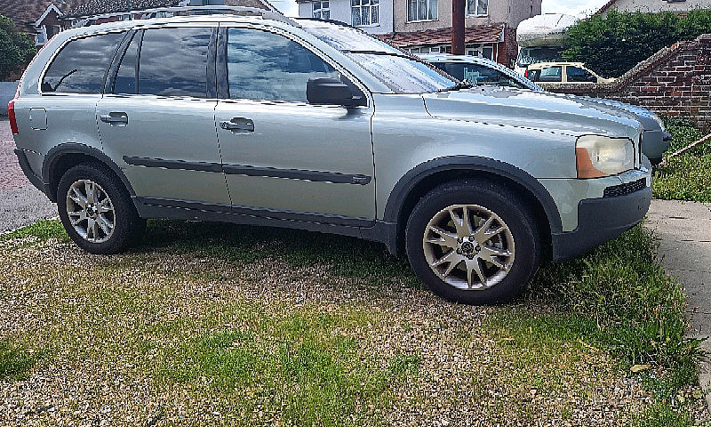 Volvo Xc90 ...