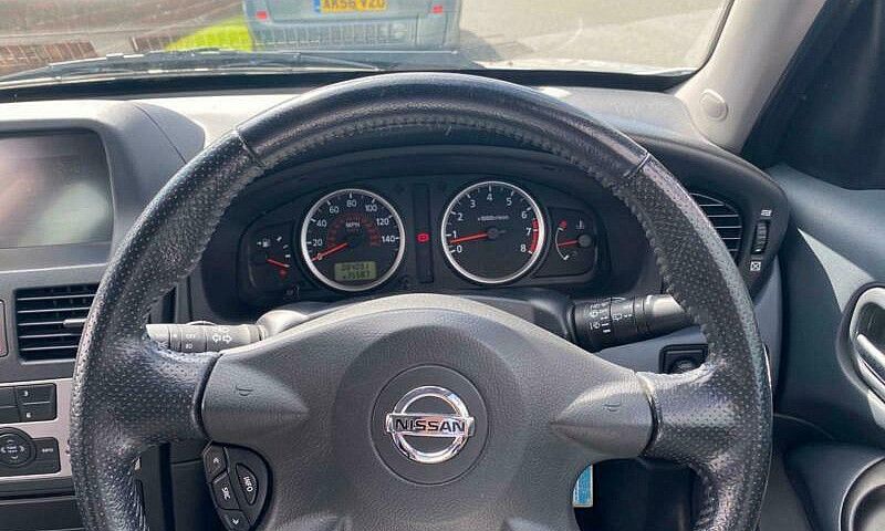 2005 Nissan Almera 1...