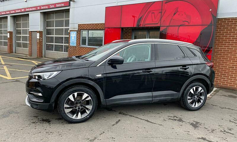 2018 Vauxhall Grandl...