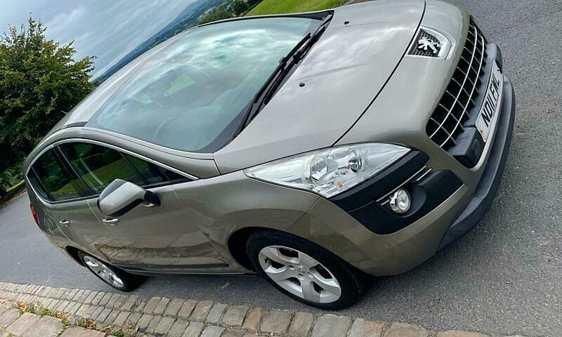2011 Peugeot 3008 1....