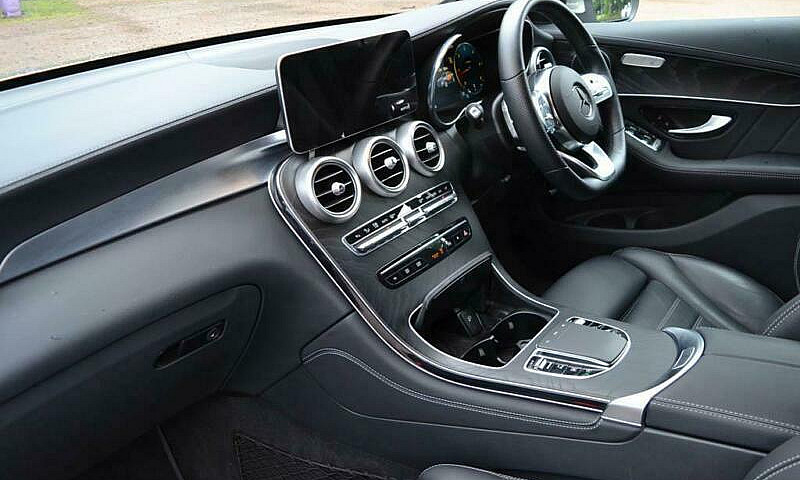 2019 Mercedes-Benz G...