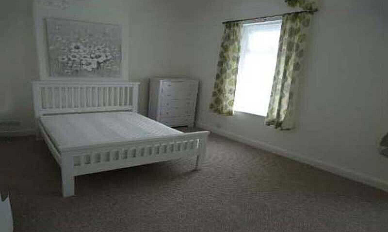 Lovely 3 Bedroom Hou...