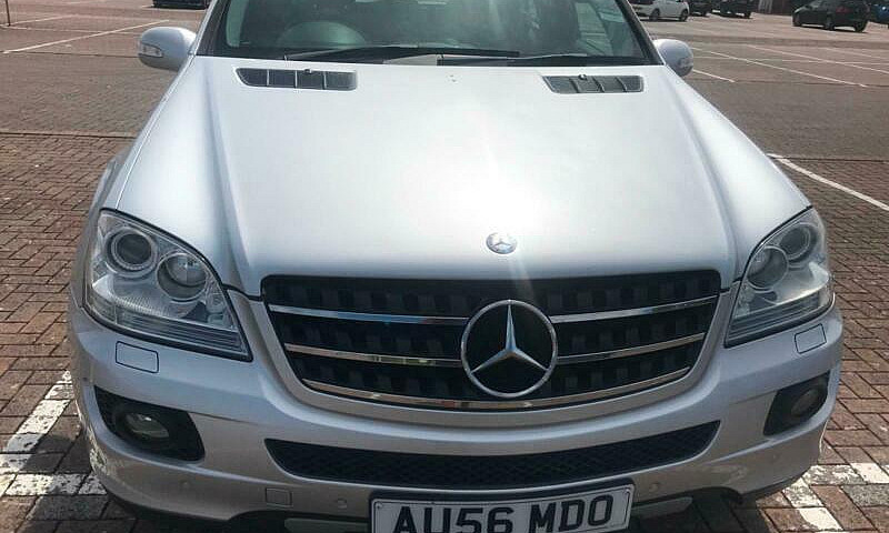 2006 Mercedes-Benz M...