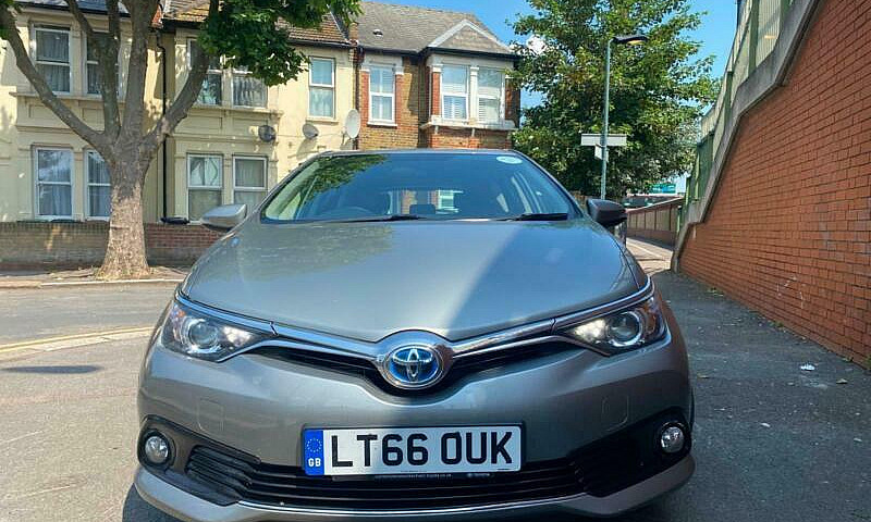 2016 Toyota Auris 1....