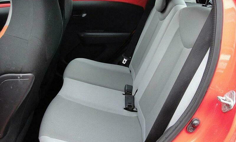 2014 14 Toyota Aygo ...