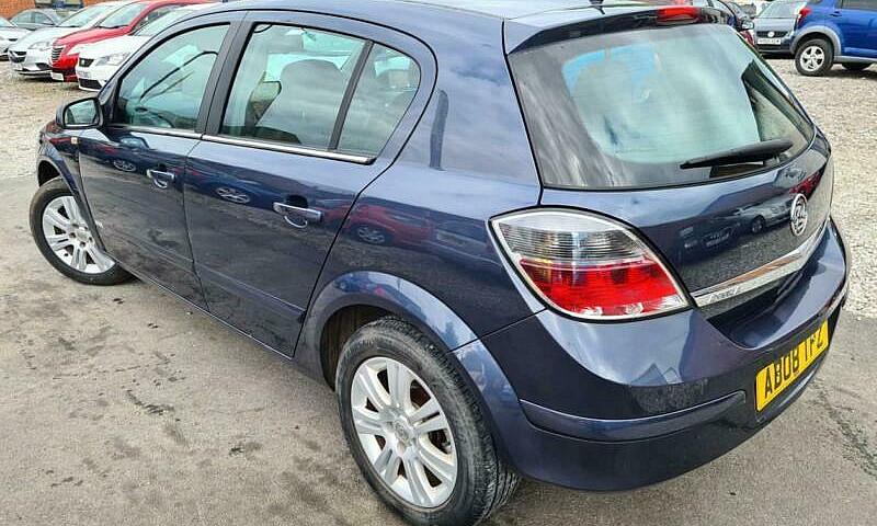 2008 Vauxhall Astra ...