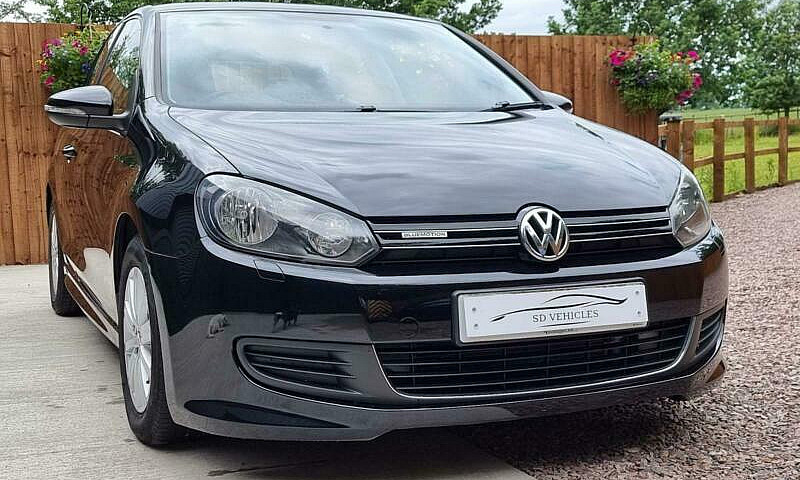 2011 Volkswagen Golf...