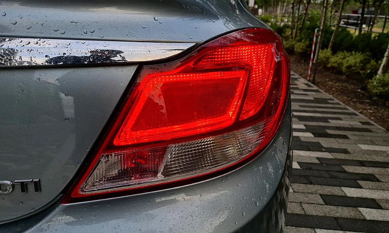 2010 Vauxhall Insign...