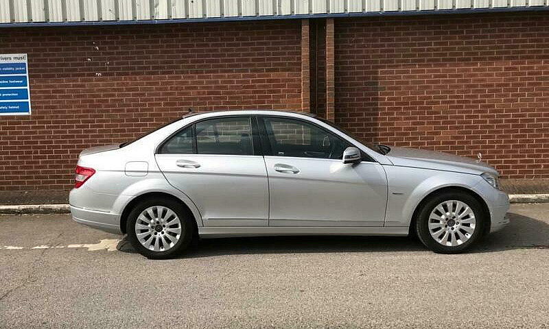 2010 Mercedes-Benz C...