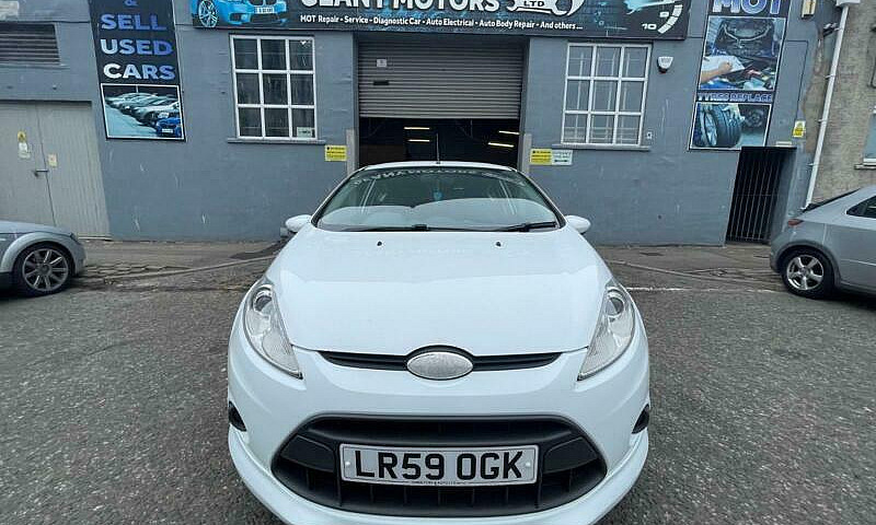 *Finance* Ford Fiest...