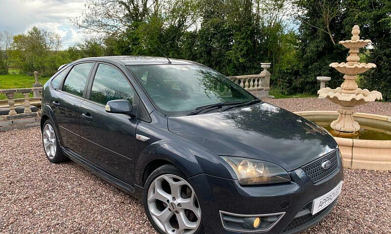 Ford Focus St-2 5 Do...