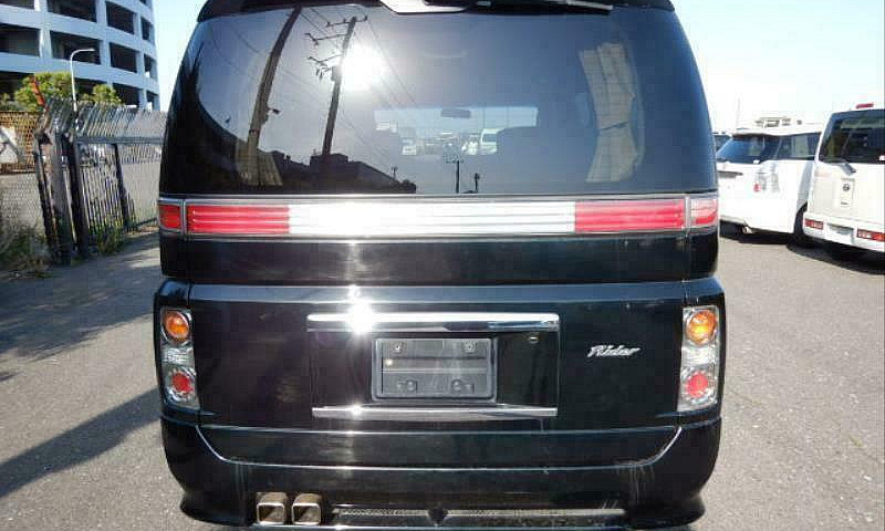Nissan Elgrand  (3.5...