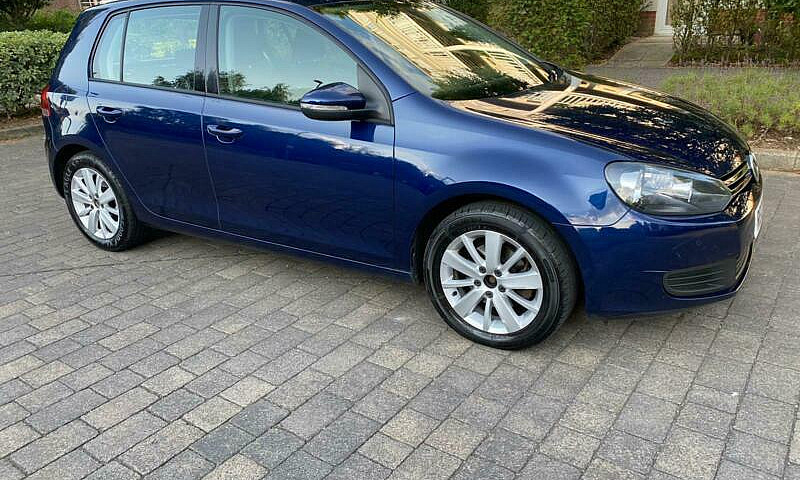 2012 Volkswagen Golf...