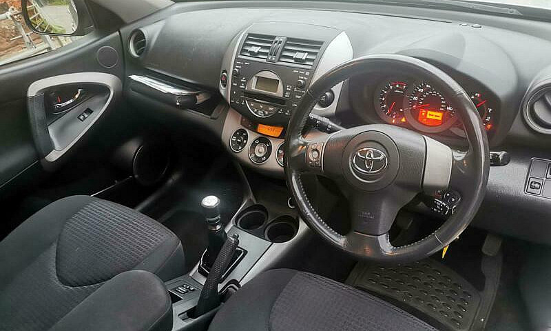 Toyota Rav4 2.2 D-4D...