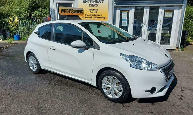 2013 Peugeot 208 1.2...