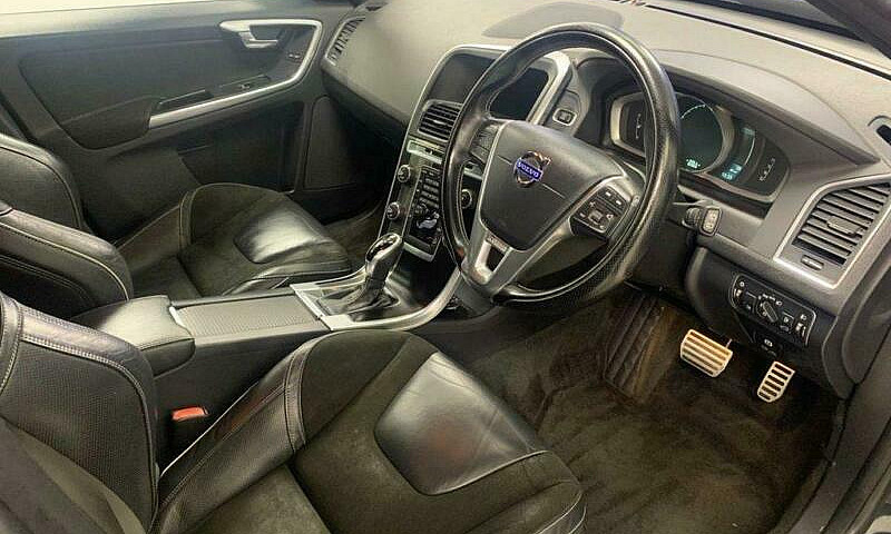 2014 14 Volvo Xc60 2...