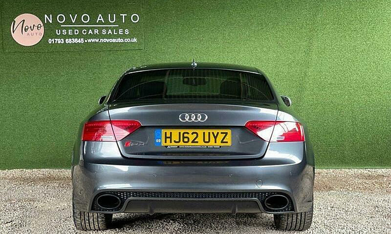 2012 Audi A5 4.2 Rs5...