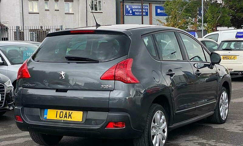 2010 Peugeot 3008 1....