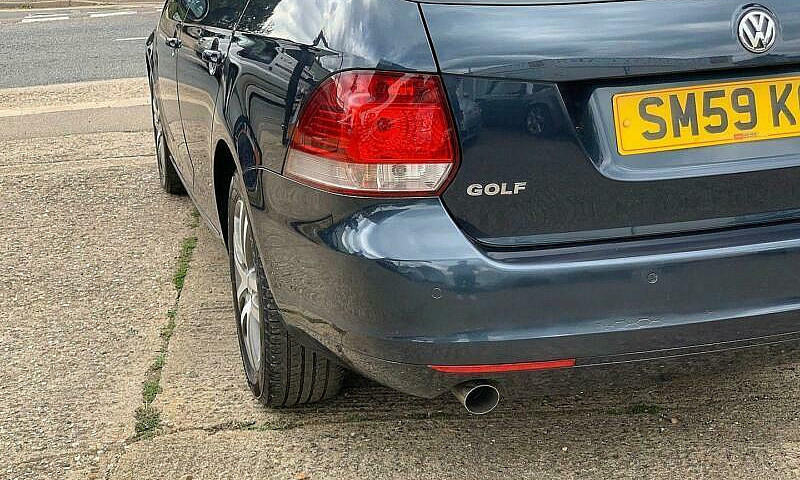 2009 Volkswagen Golf...