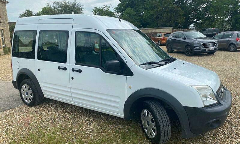 2013 Ford Tourneo Co...