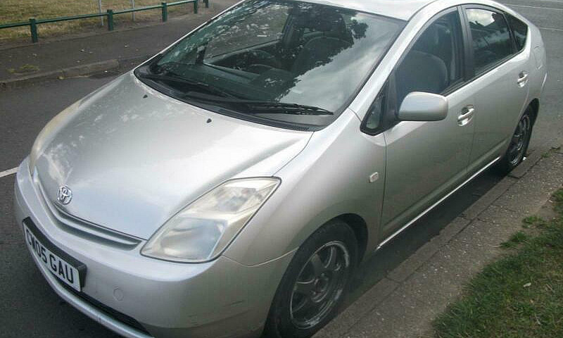 2005 Toyota Prius 1....