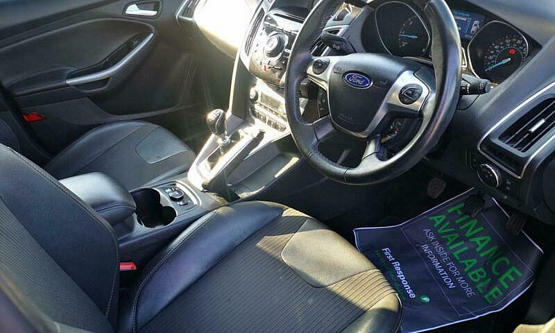 Ford Focus 1.6 Titan...