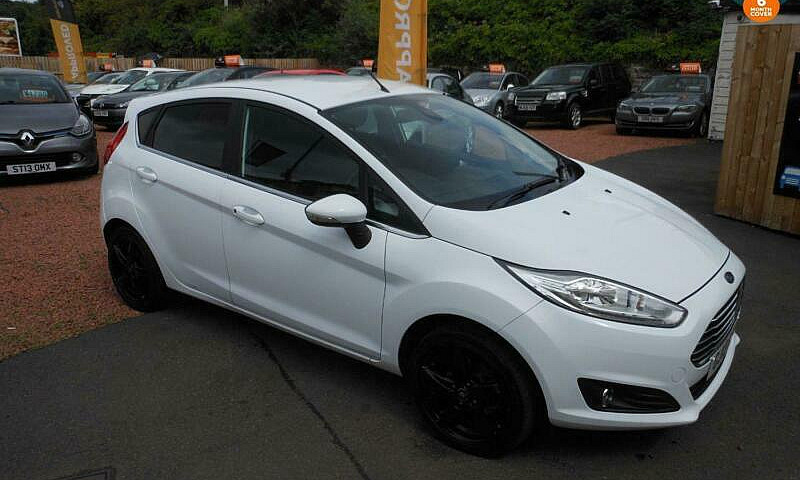 2013 Ford Fiesta Tit...