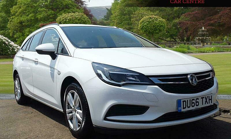 2017 Vauxhall Astra ...