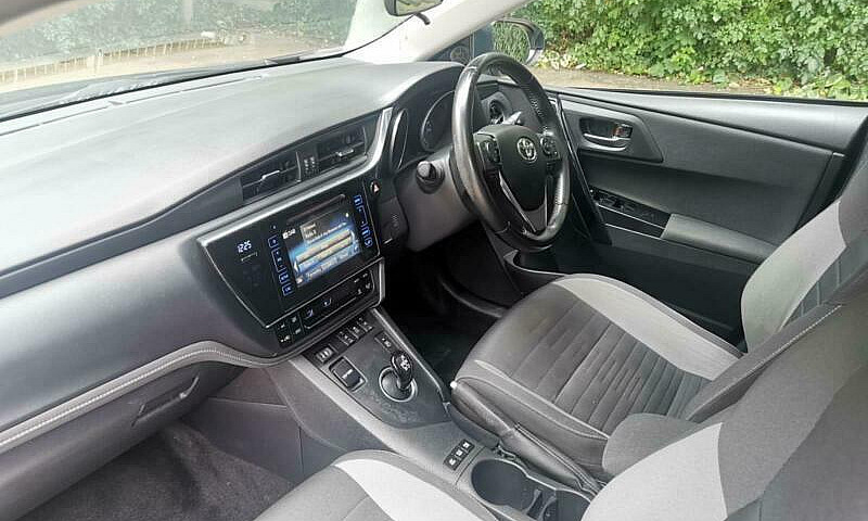 2017 Toyota Auris 1....