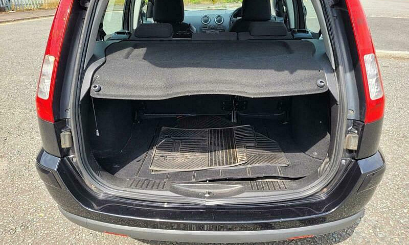 2010 Ford Fusion 1.4...