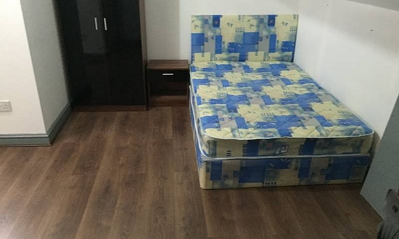 1 Bedroom, On-Suite,...