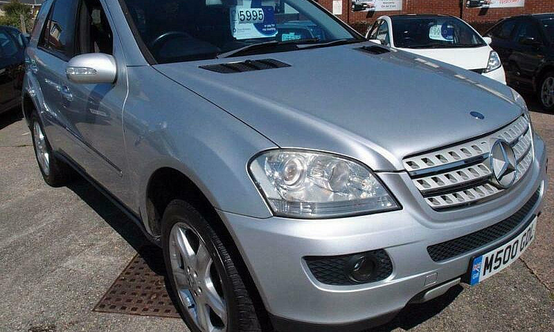 2007 M Mercedes-Benz...