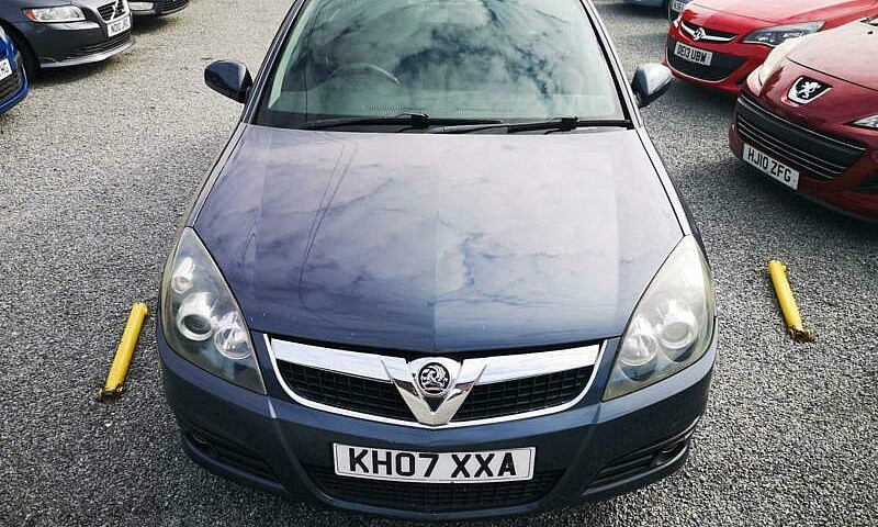 2007 Vauxhall Vectra...