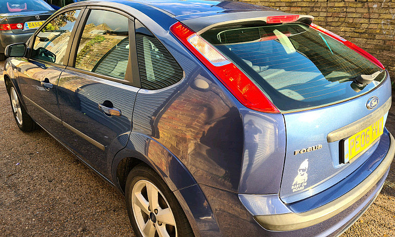Ford Focus Zetec 1.6...