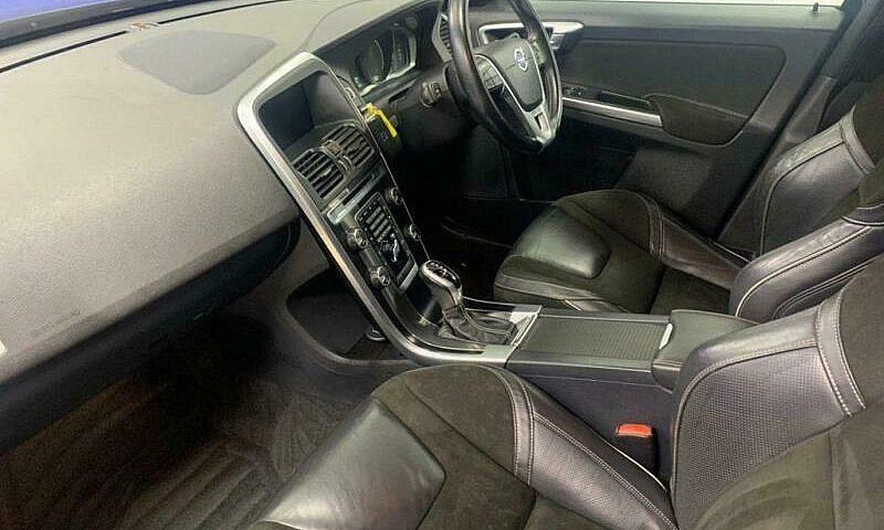 2014 14 Volvo Xc60 2...