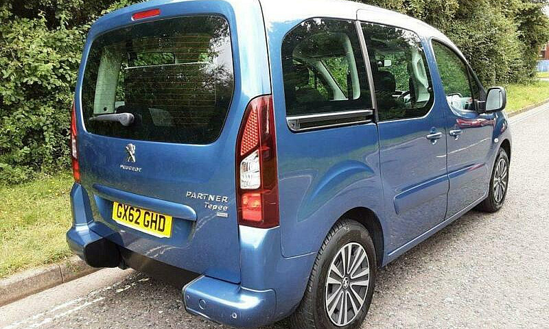 2012 Peugeot Partner...