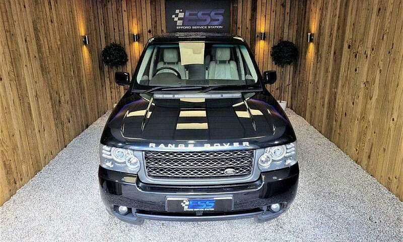 2011 11 Land Rover R...