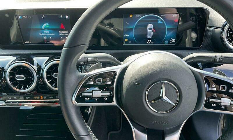2018 68 Mercedes-Ben...
