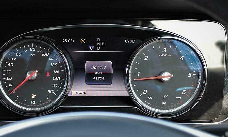 2017 Mercedes-Benz E...