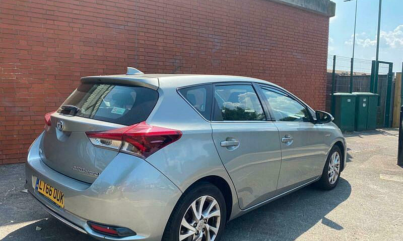 2016 Toyota Auris 1....