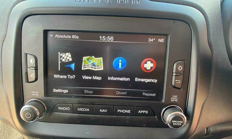 2016 16 Jeep Renegad...