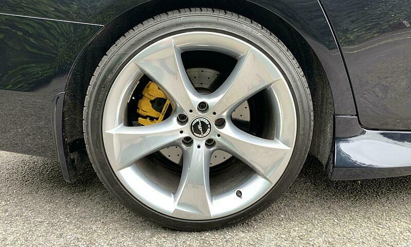2011 Bmw 5 Series 53...