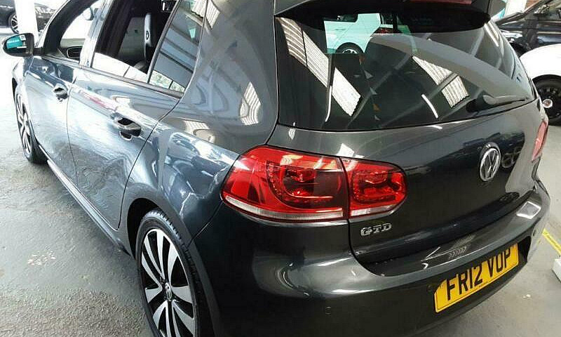 2012 Volkswagen Golf...