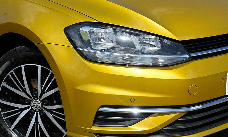 2018 Volkswagen Golf...